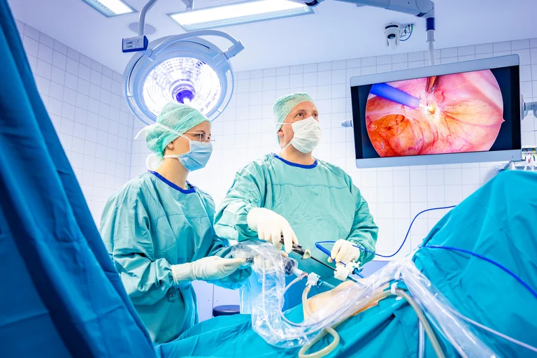 Das Vorkommen einer Endometriose bei Frauen im gebärfähigen Alter wird auf bis zu 40 % geschätzt.