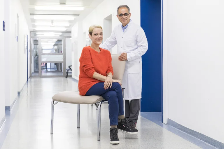 Mehr als 80 Kilo abgenommen: Patientin des Adipositaszentrum Witten halbiert ihr Körpergewicht nach erfolgreicher Operation.