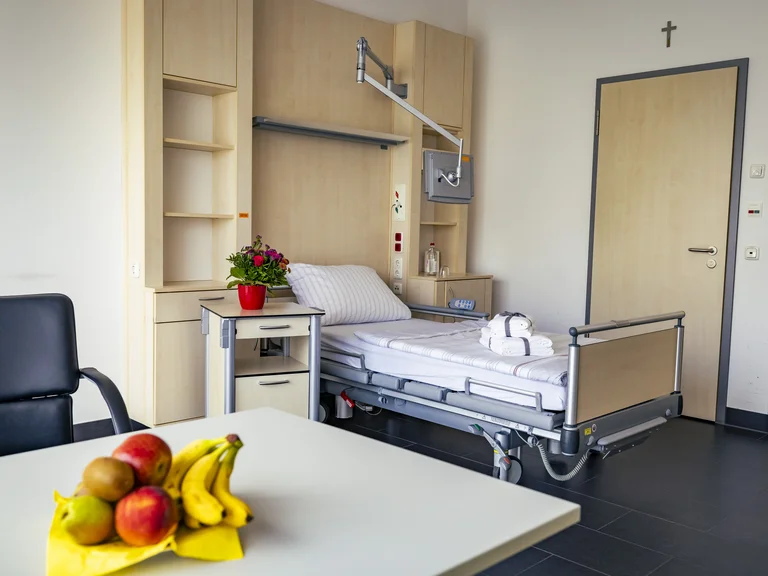 Einbettzimmer für Wahlleistungspatienten im Marien Hospital Witten.