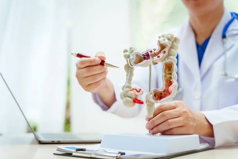 Einige neue Therapieformen bei Darmkrebs sind aktuell in der Entwicklung.