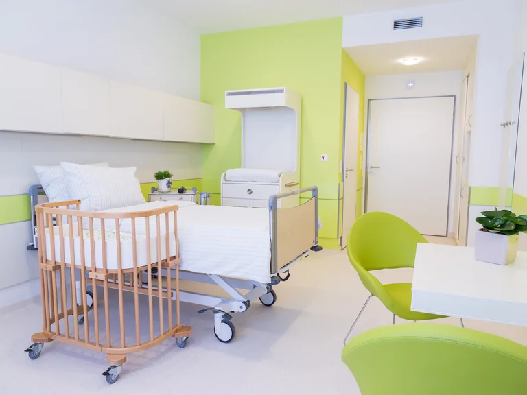 Patientenzimmer in der Geburtshilfe des Marien Hospital Witten