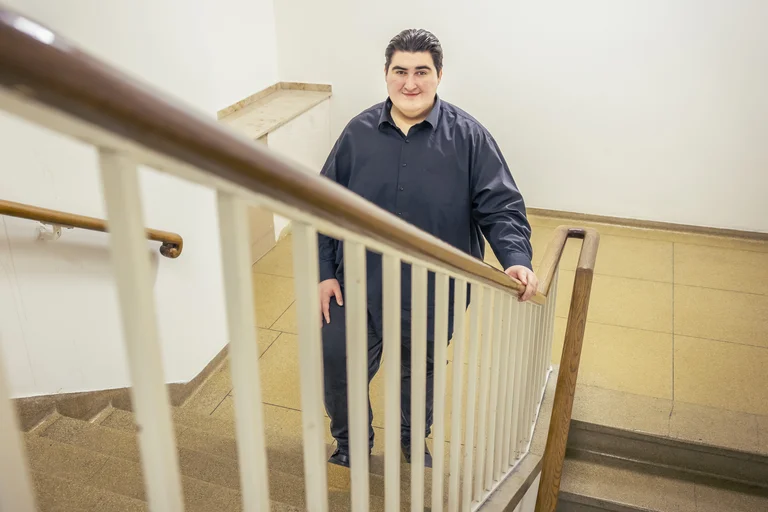 Ein Patient des Adipositaszentrum Witten hat mit einer Magenverkleinerung über 120 Kilogramm abgenommen.