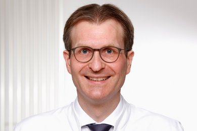 Priv.-Doz. Dr. med. Hans-Jörg Hippe