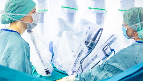 Roboter-assistierte Operationen sind ein fester Bestandteil der Behandlung von Erkrankungen in der Klinik für Allgemein- und Viszeralchirurgie des Marien Hospital Witten.