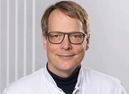 Prof. Dr. med. Jochen Hubertus