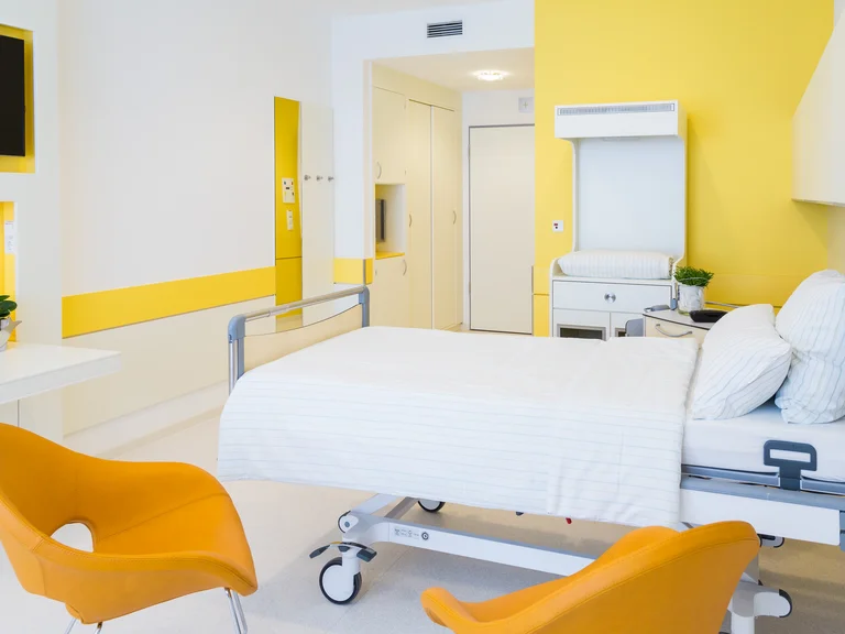 Patientenzimmer in der Geburtshilfe des Marien Hospital Witten