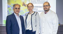 Die Experten des Marien Hospital Witten rund um Prof. Dr. Metin Senkal (l.), Chefarzt der Klinik für Allgemein- und Viszeralchirurgie des Marien Hospital Witten, informierten die Teilnehmer über moderne Behandlungsmöglichkeiten bei Schilddrüsenerkrankungen.